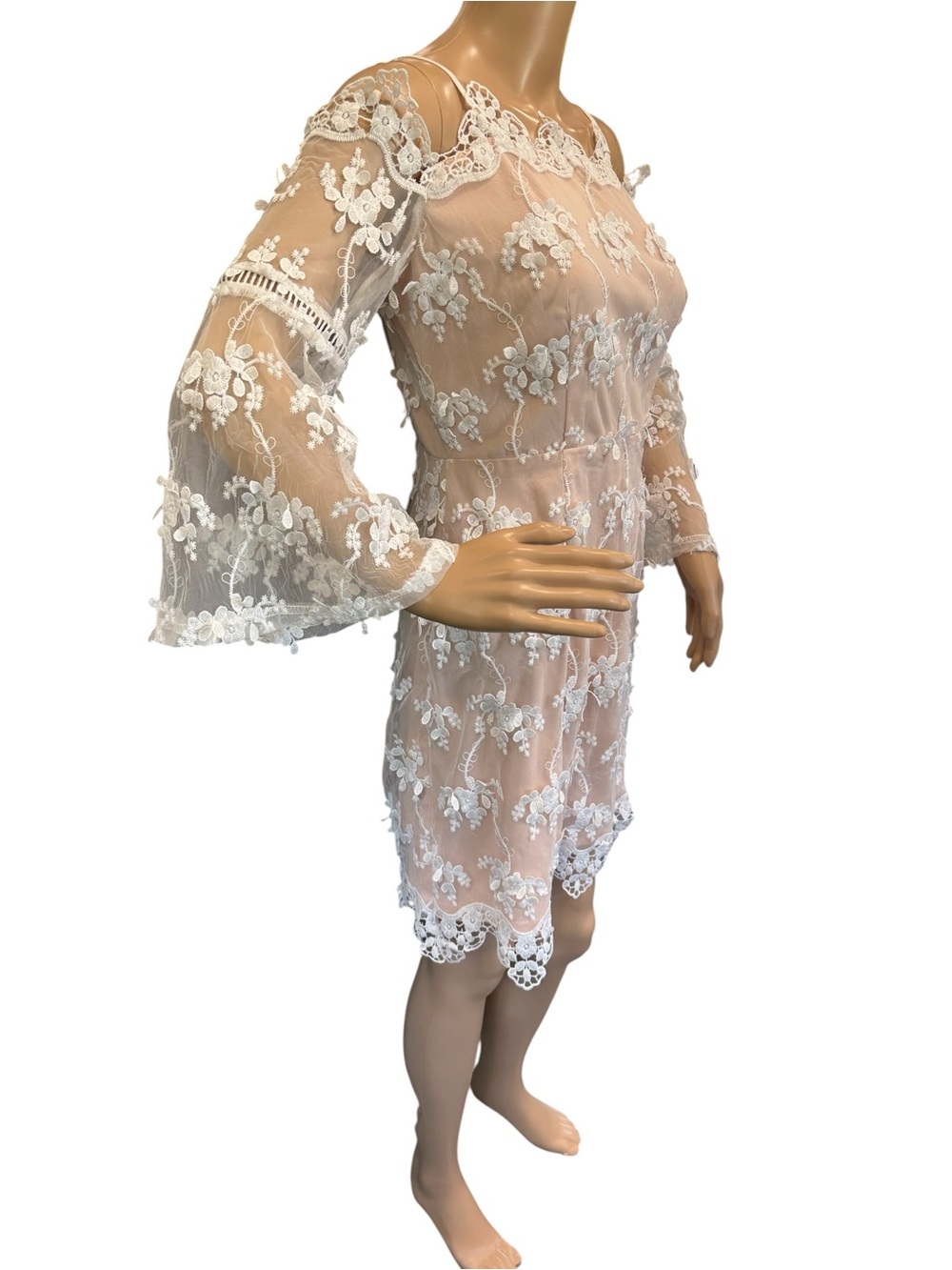 Cherie Los Angeles Sheer White Floral Lace Overlay Off Shoulder Dress Size M